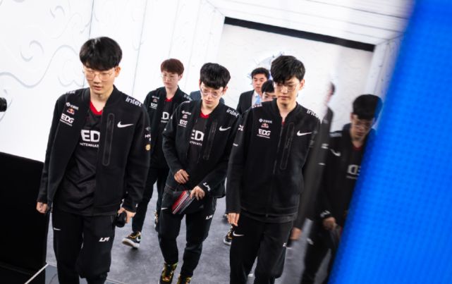 1都能给他 1都能给他