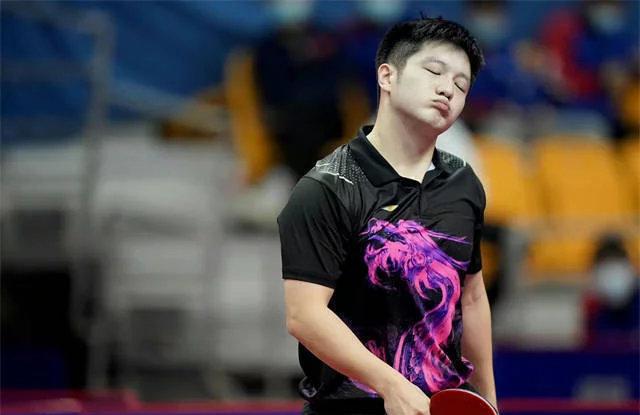 桌上动态不 桌上动态不